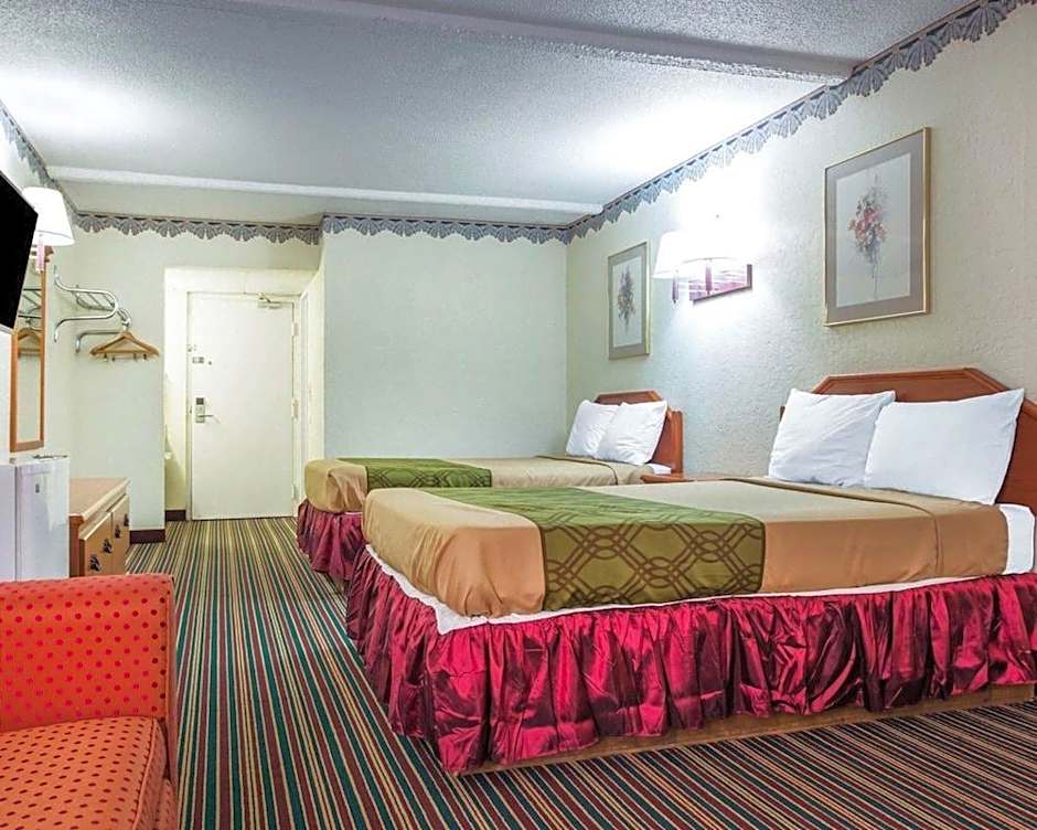 Econo Lodge Stone Mountain