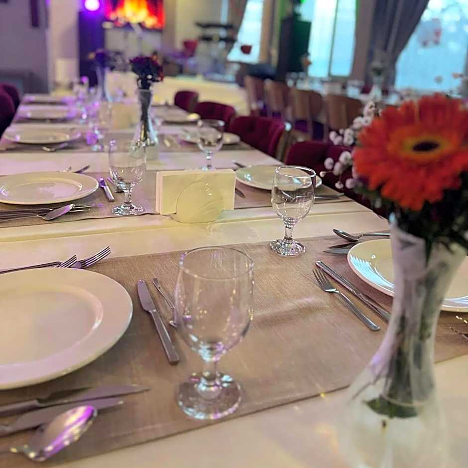 Ramada by Wyndham Van