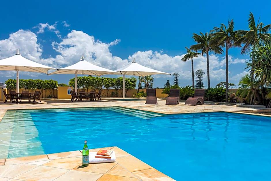 Oaks The Entrance Waterfront Suites