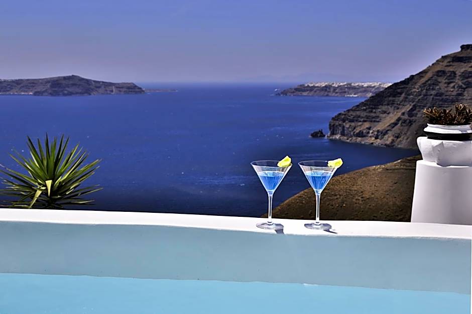 Trieris Villa & Suites