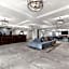 Best Western Plus Airport Inn & Suites