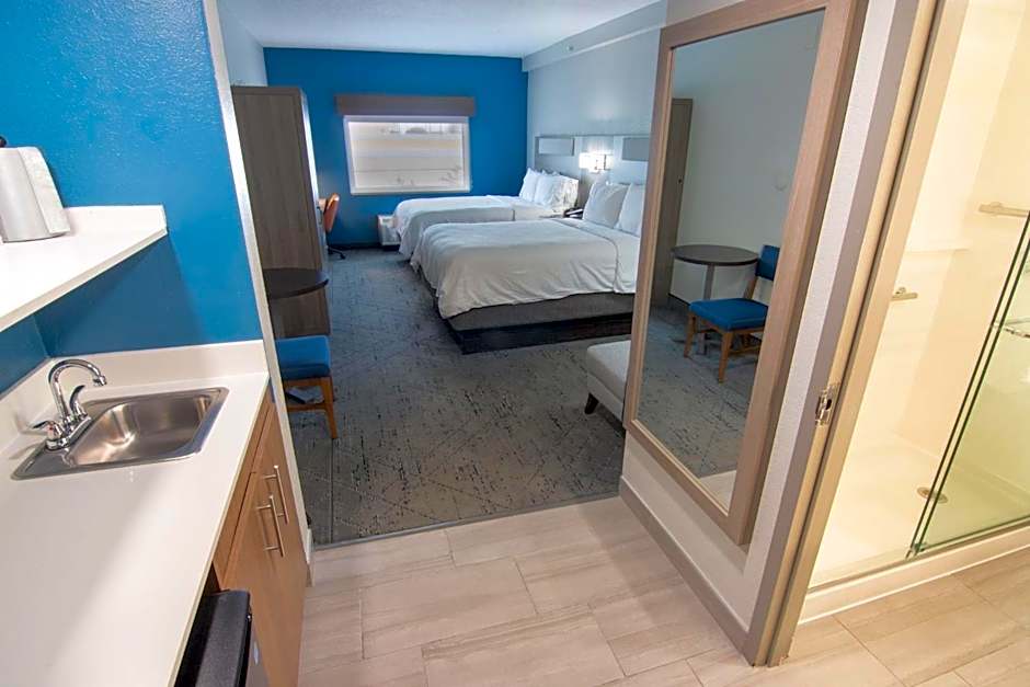 Holiday Inn Express and Suites Fort Lauderdale Airport West By IHG