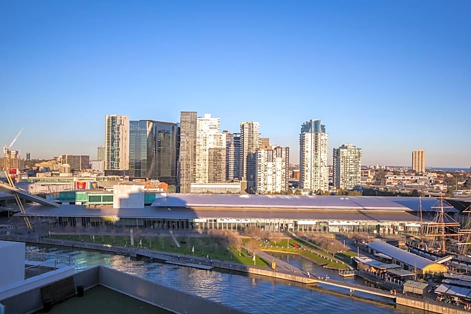 Waterfront Melbourne Apartments