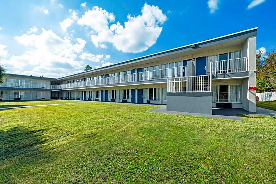 Econo Lodge Daytona Beach - Speedway