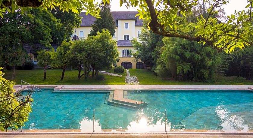 Hunguest Hotel Helios