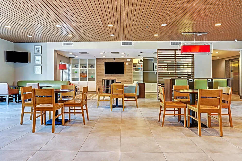 Ramada by Wyndham Houston Westchase