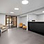 Super 8 by Wyndham Waverly