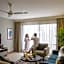 Sea Cliff Court Hotel & Luxury Apartments