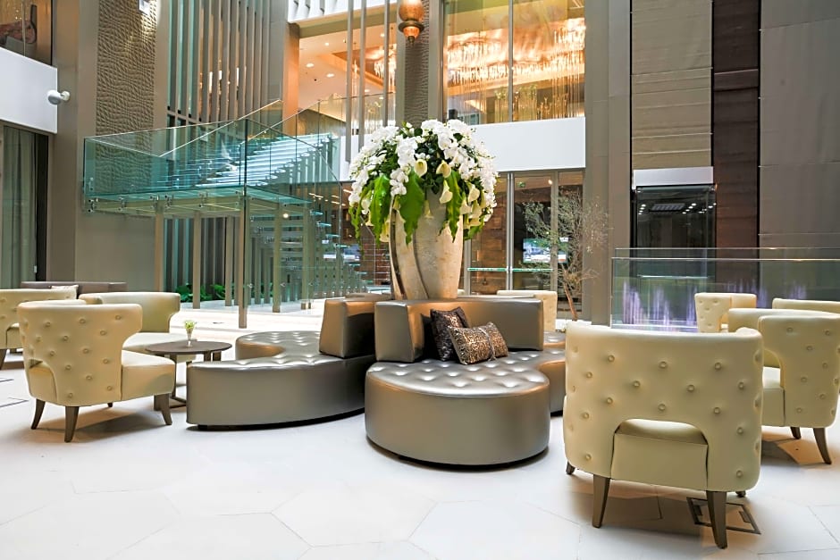 The Legacy Luxury Hotel