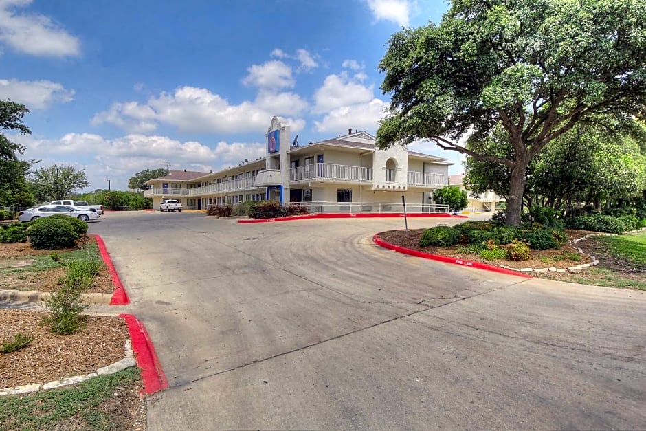 Motel 6 San Antonio, Tx Six Flags Fiesta TX - La Cantera Area
