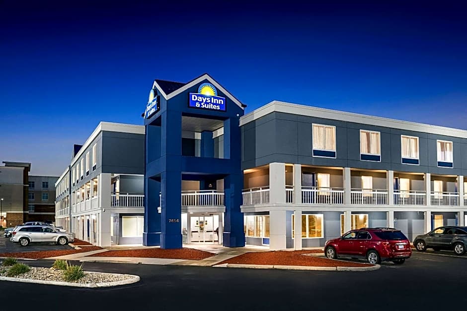 Days Inn & Suites by Wyndham Warren