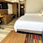 Holiday Inn Express & Suites Moore By IHG