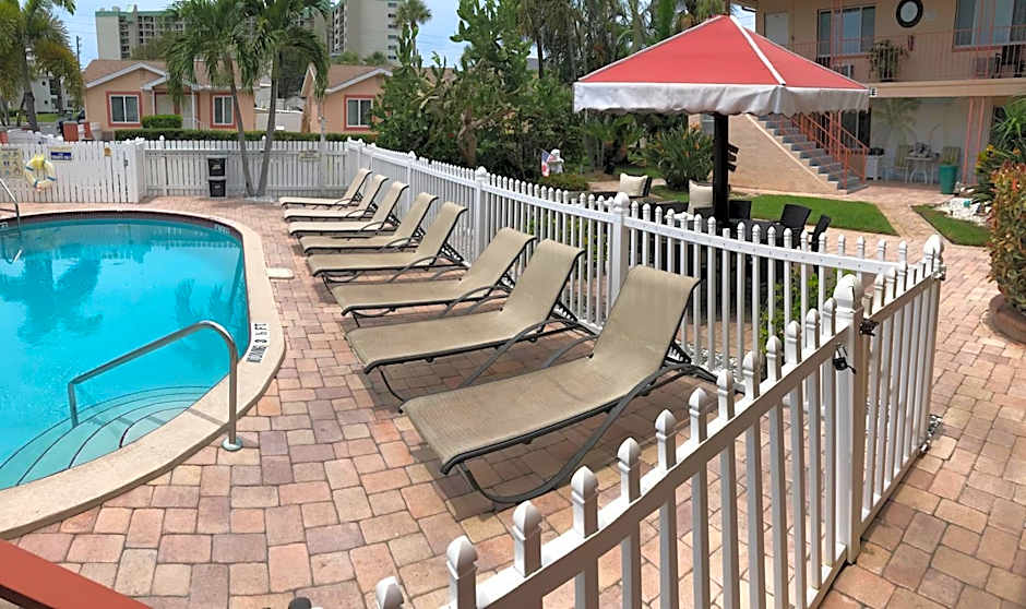 Carlton House Motel and Suites