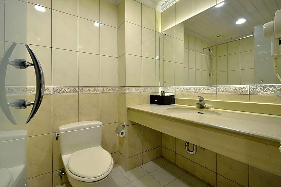 Kings Paradise Hotel