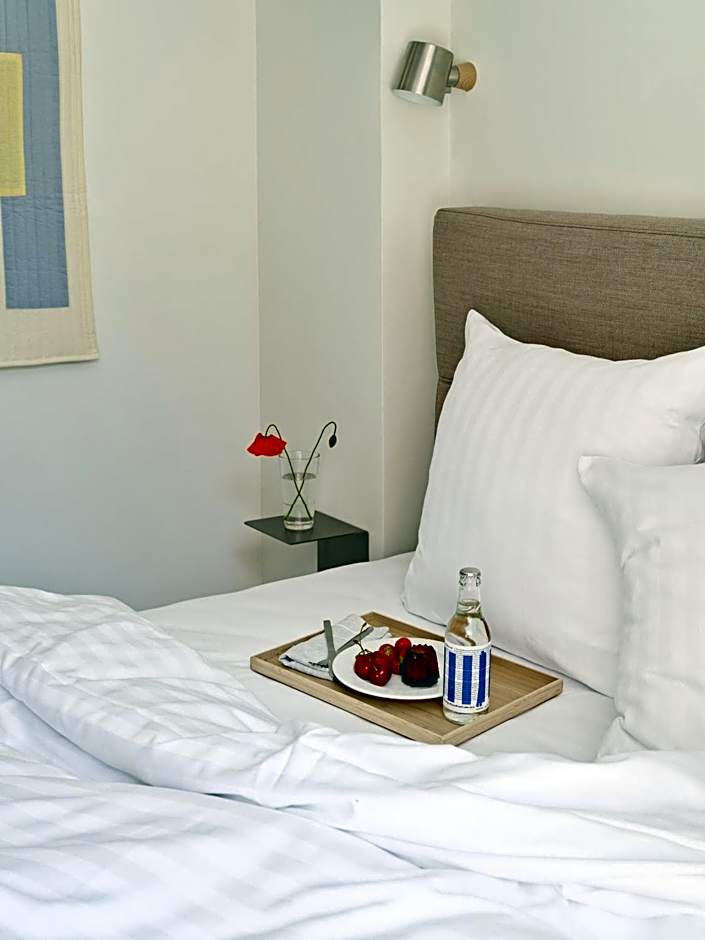 Flora Apartment Hotel