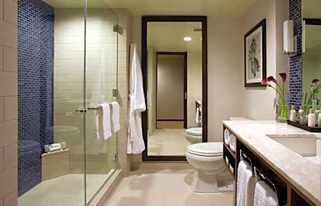 Premium Corner King Room