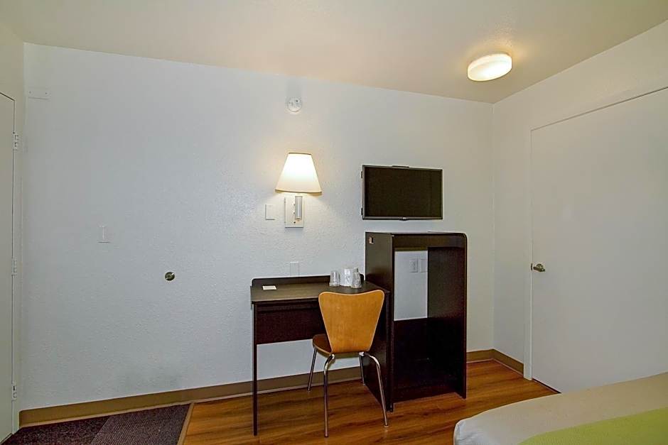 Motel 6-Green Bay, WI