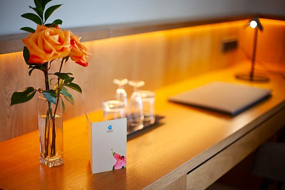 Grupotel Playa de Palma Suites & Spa