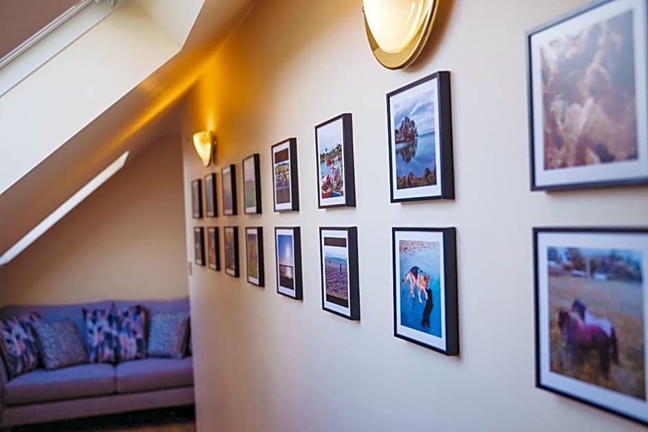 Ross Beach Family Farmhouse B&B