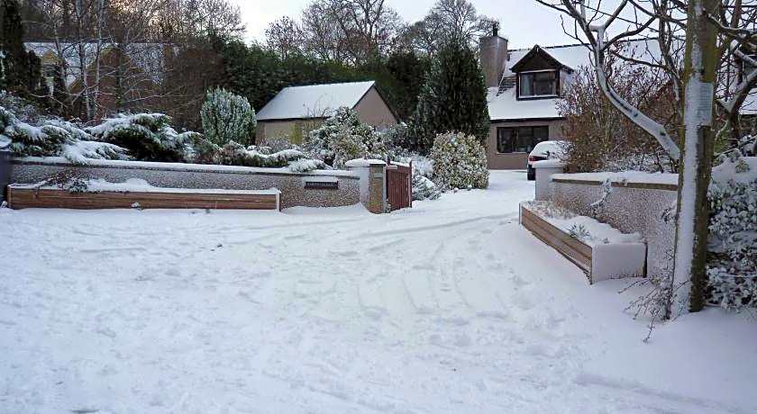 Lon y Traeth Bed & Breakfast