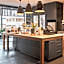 Kennigo Hotel Brisbane, Independent Collection by EVT