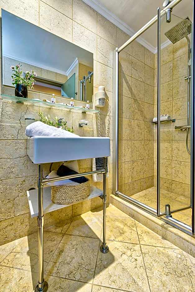 Porto Roma Seaside Studios