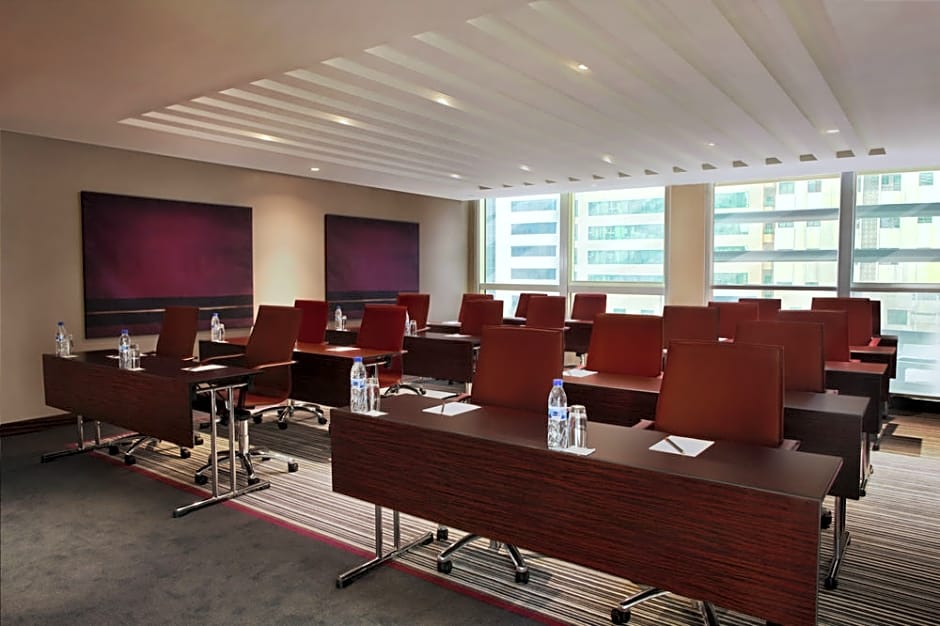 Centro Al Manhal by Rotana