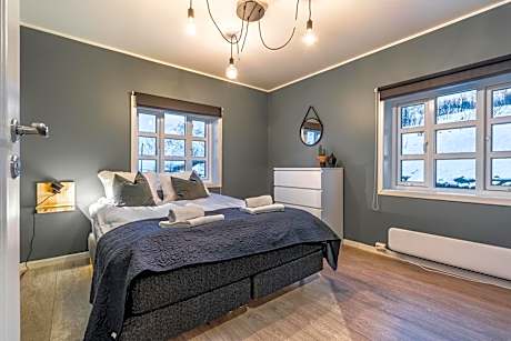 Apartment with Sea View 2