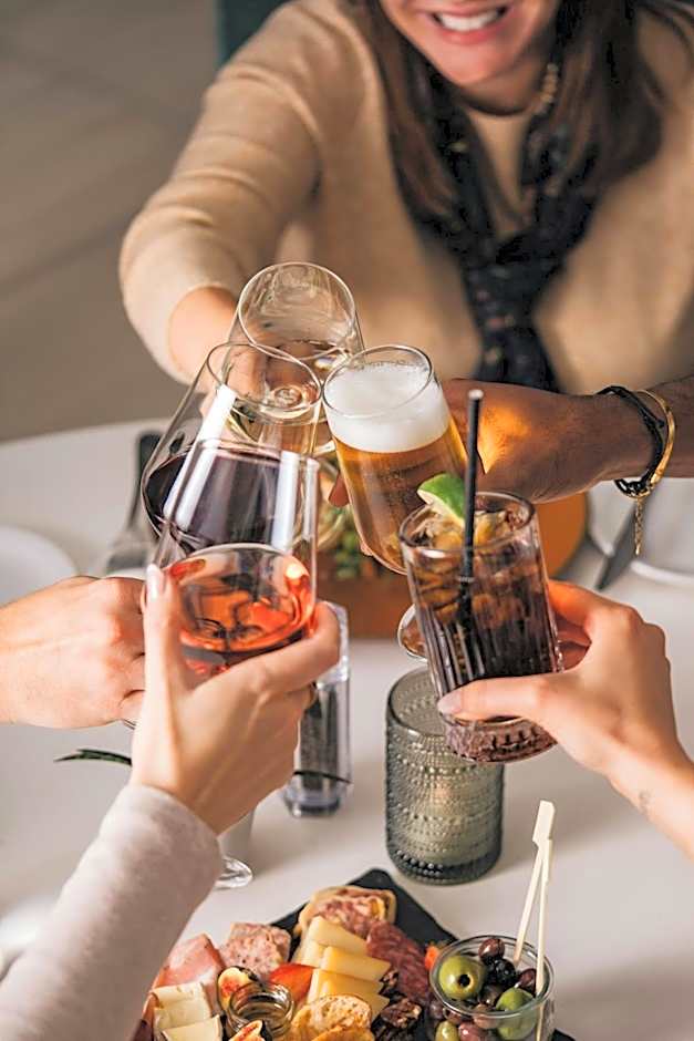 Sheraton Montreal Airport Hotel