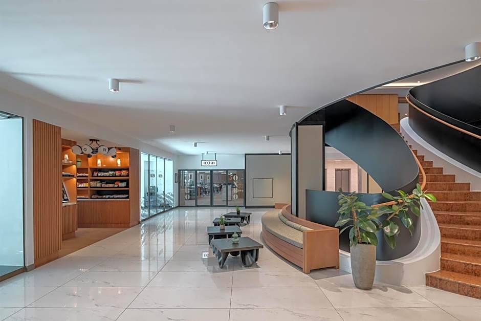 Hilton Geneva Hotel and Conference Centre