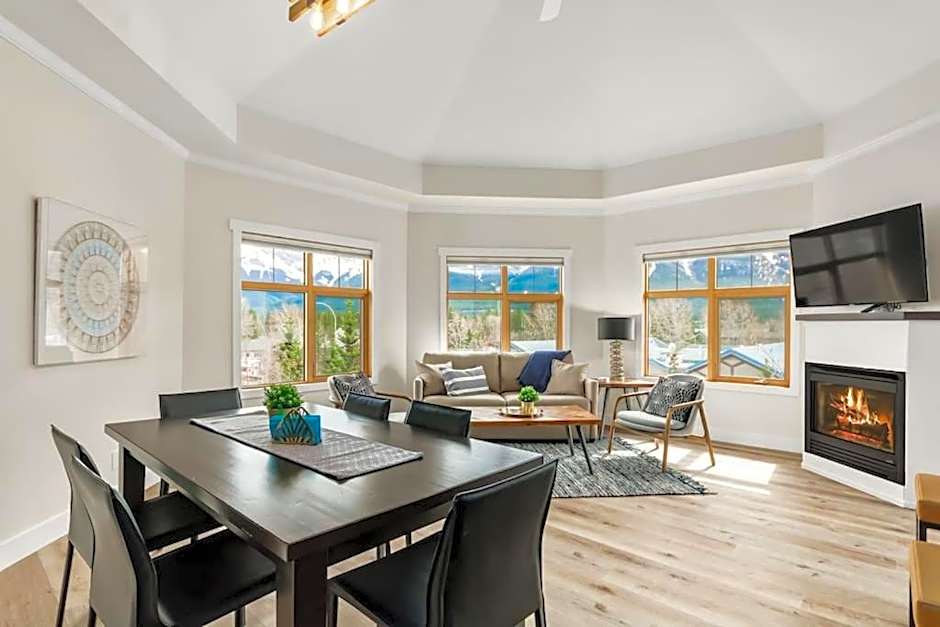 The Grand Escape Downtown Canmore