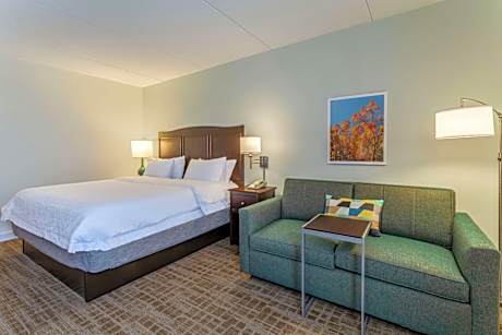 King Room with Sofa Bed and Study - Non-Smoking