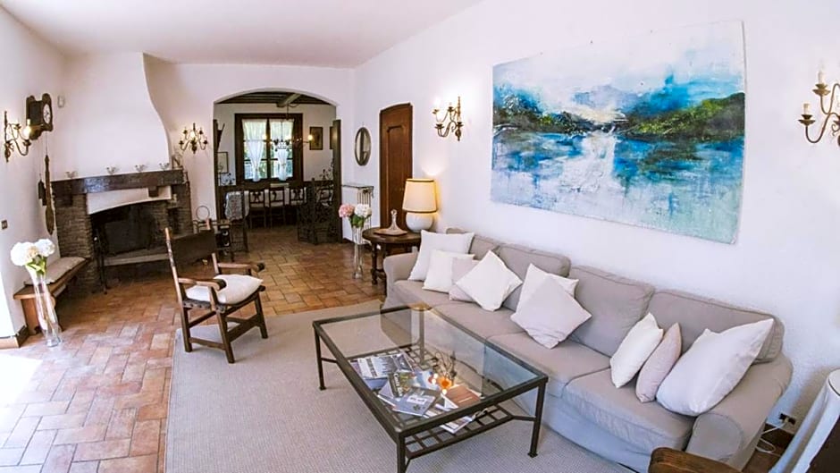 Villa Sofia luxury home between Como and MIlano