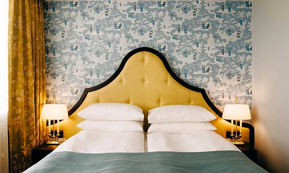 Hotel Bristol