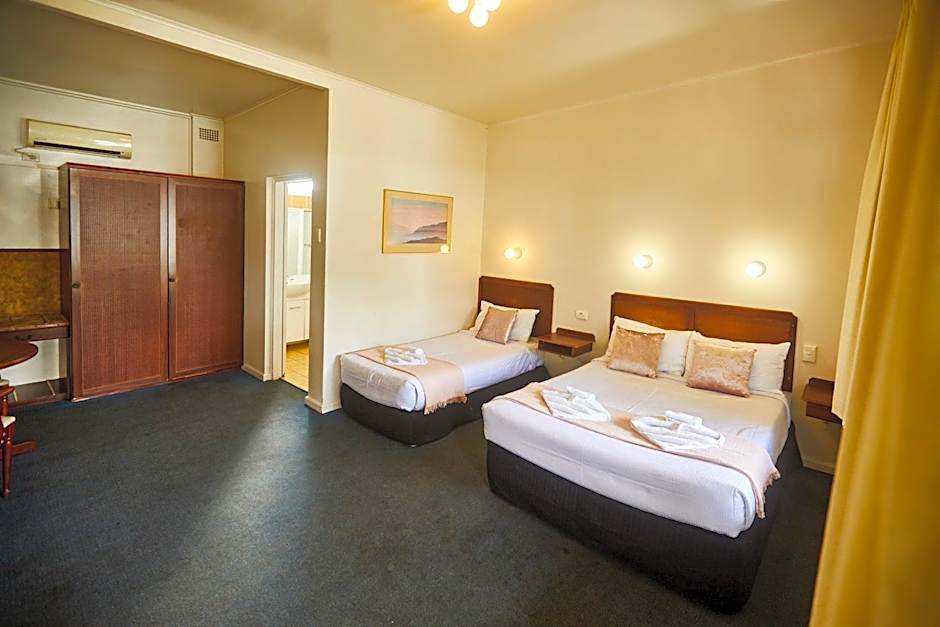 Town and Country Motel