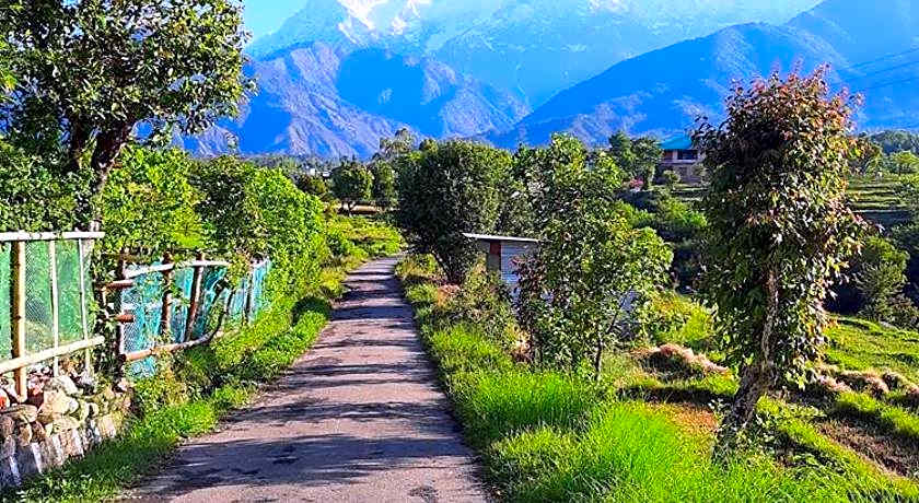 Hotel Seclude Palampur