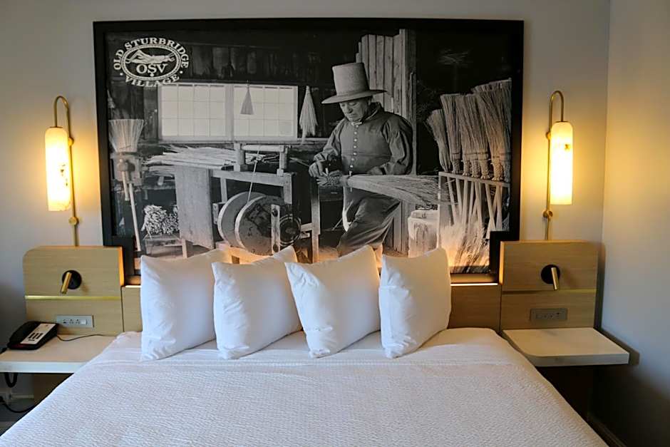 Super 8 by Wyndham Sturbridge