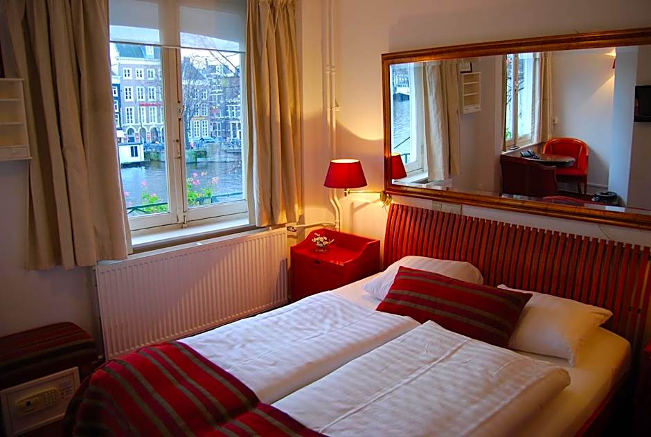 Amsterdam House Hotel
