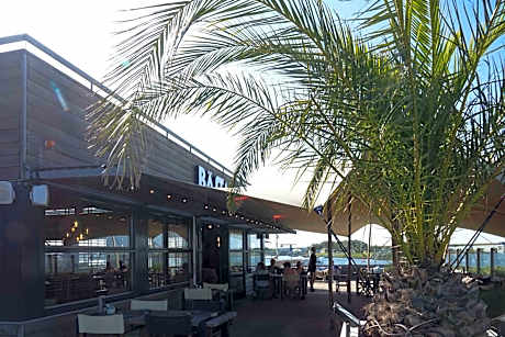 Dock Hotel Stellendam