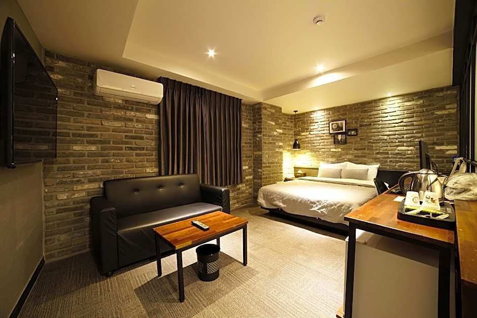 The Last Hotel