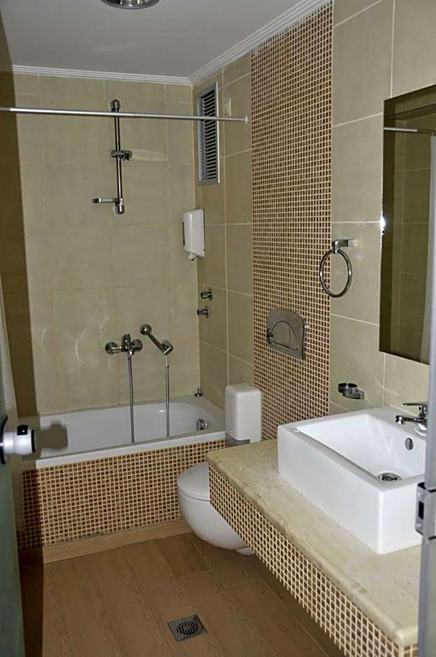 Bristol Sea View Apartments