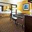 Holiday Inn Express and Suites Allentown West