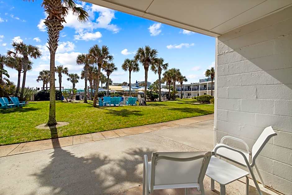 Seahorse Oceanfront Inn