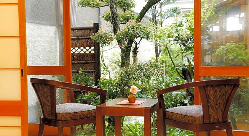 Kinosaki Onsen Ryokan Tsubakino