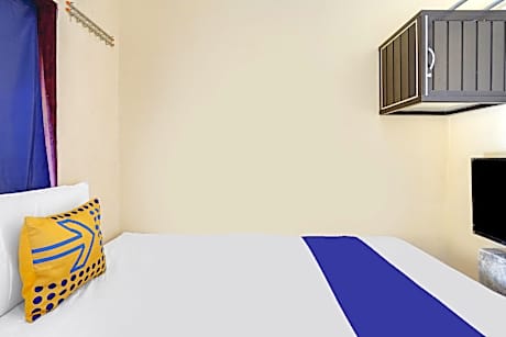 SPOT ON Room without Air Conditioning