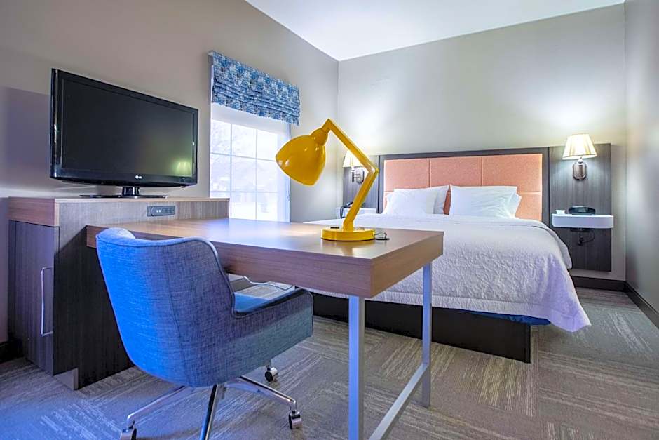 Hampton Inn By Hilton Hadley Amherst Area