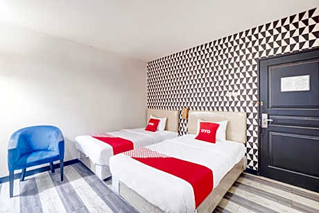 Delxue Twin Room