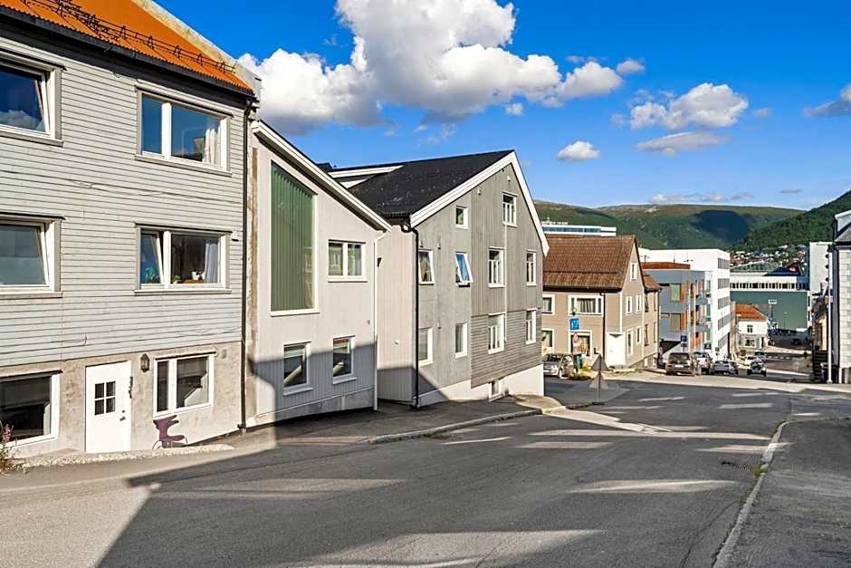 ARCTIC HOMES - Unique Town House