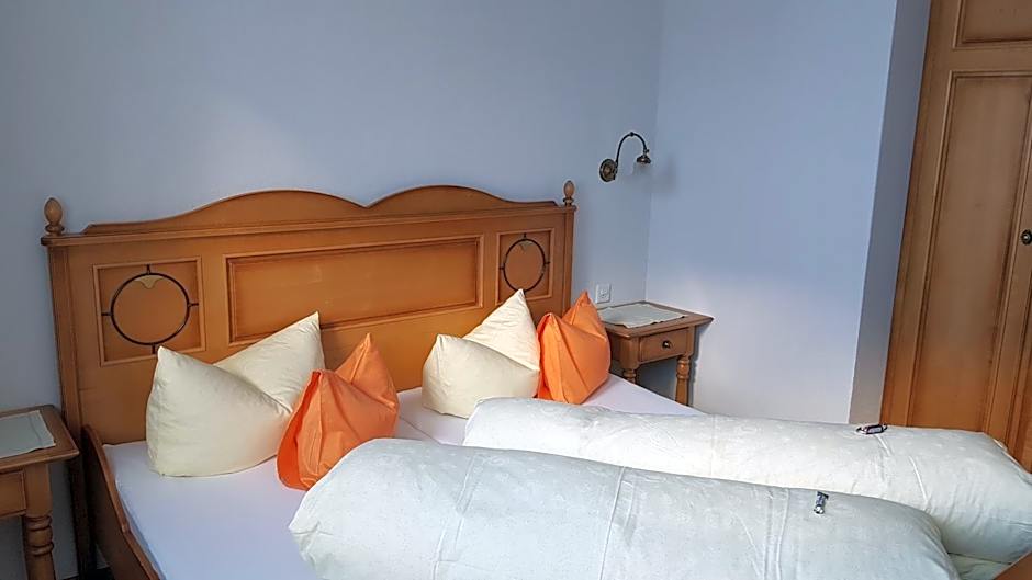 Apart-Garni Motnaida