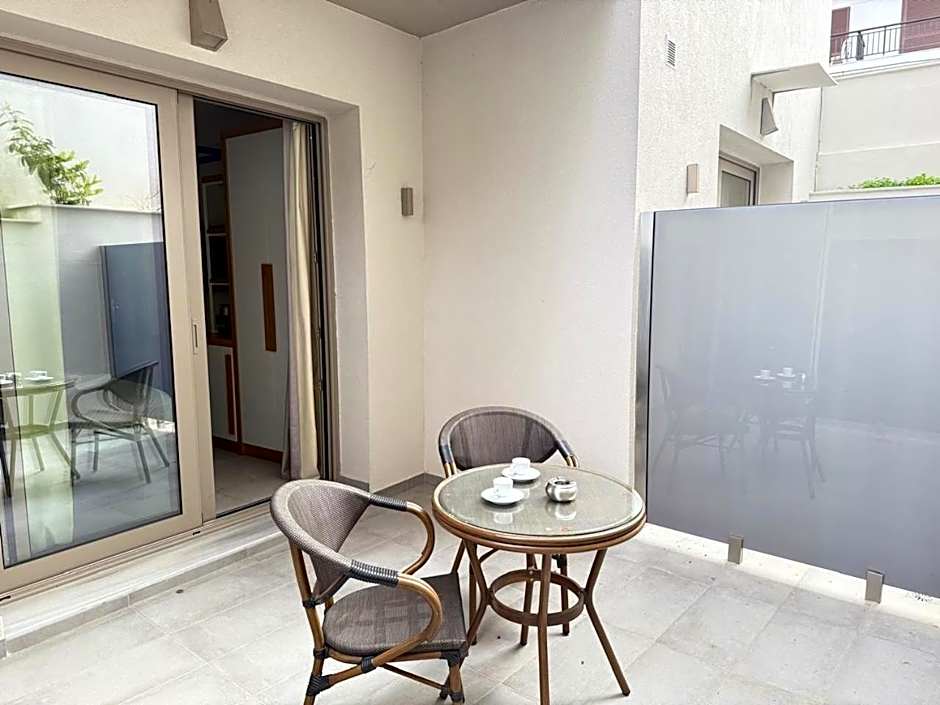 Sea Level Hotel by Diomedes Group